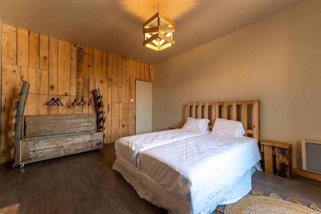 Countryhome At Winery Chateau Camponac Holiday home *